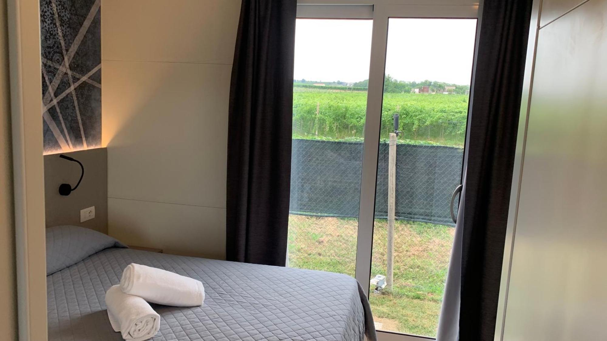 Agriturismo La Palazzina Castelnuovo del Garda Esterno foto